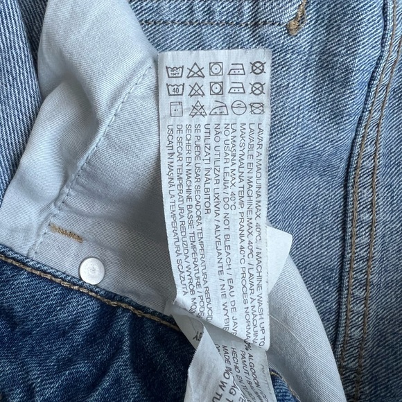 Embroidered Jean Shorts - Picture 5 of 5